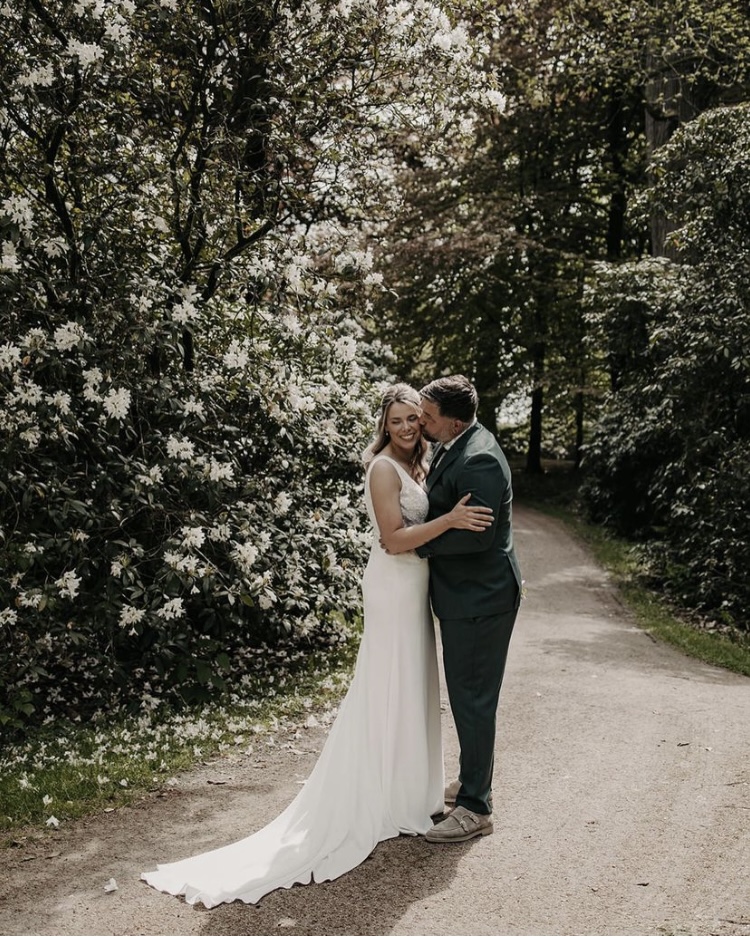Haar van Shar - Bruidskapsels en Visagie op locatie