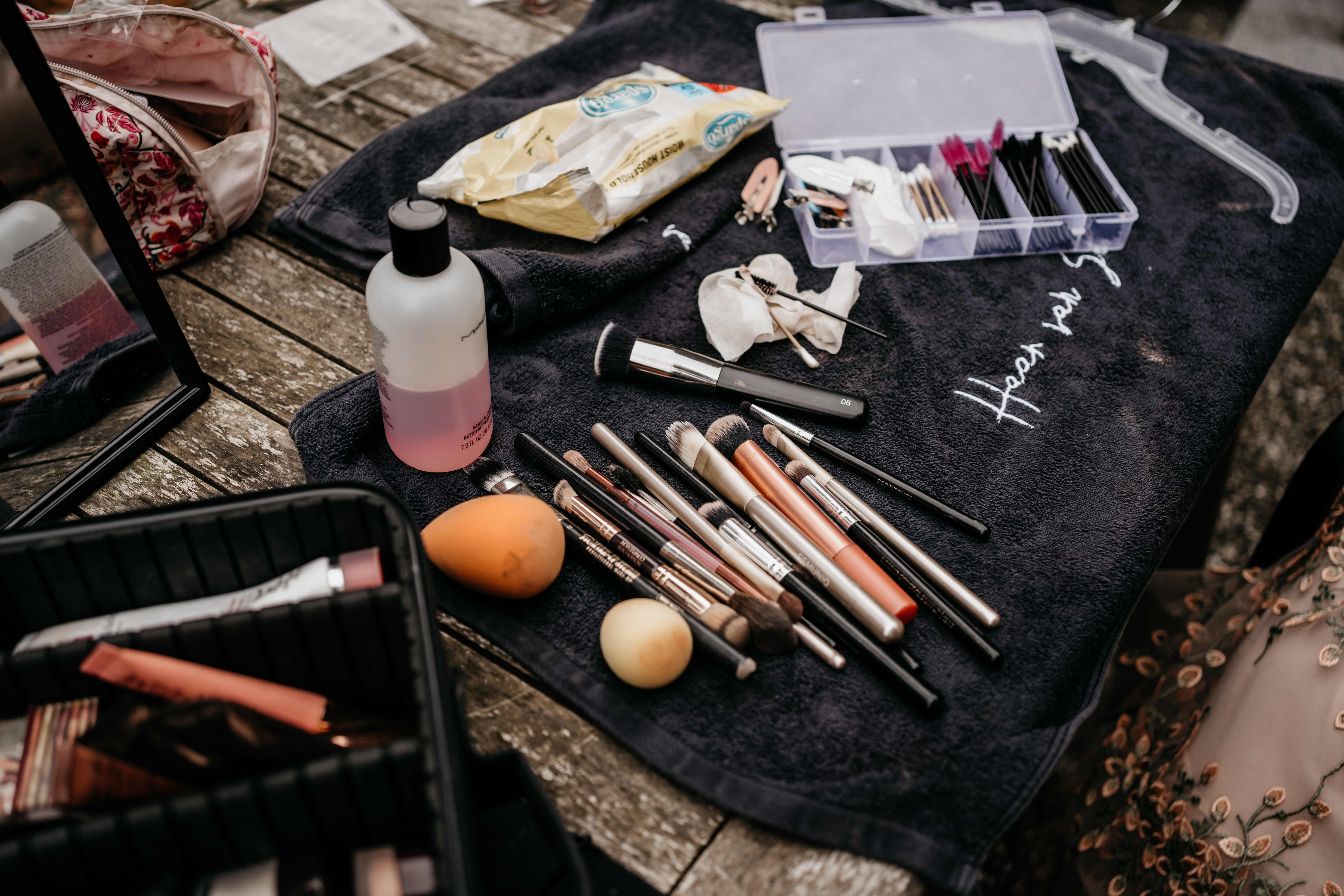Haar van Shar - Bruidskapsels en Visagie op locatie